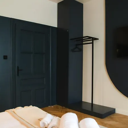27 Ap Romantic Nest Daire Temeşvar