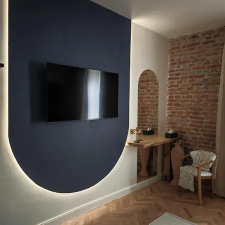 27 Ap Romantic Nest * Temeşvar