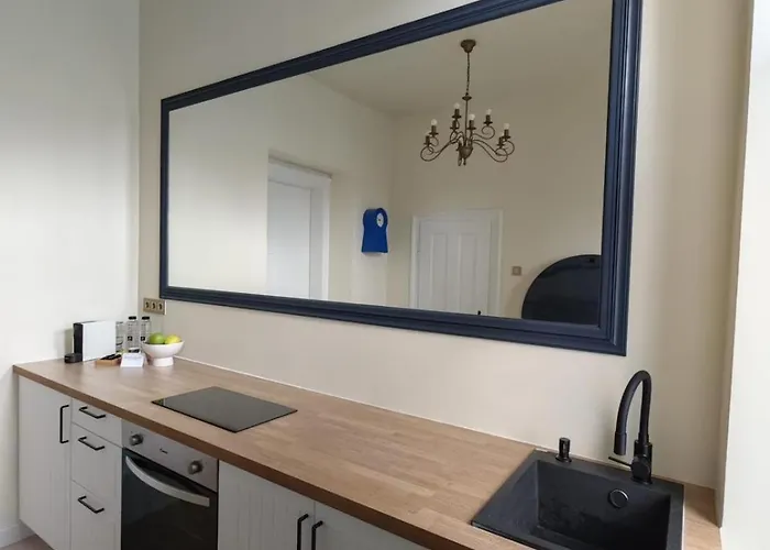 27 Ap Romantic Nest Lägenhet