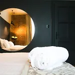 27 Ap Romantic Nest