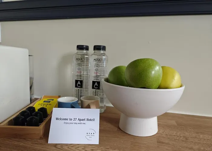 27 Ap Romantic Nest *